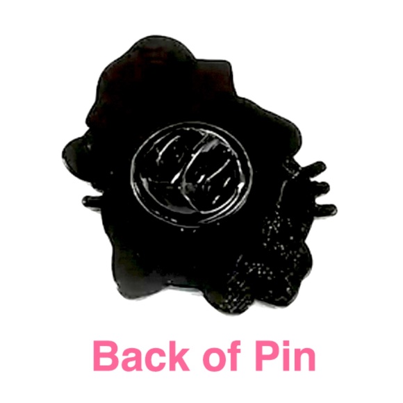 Hello Kitty Enamel Brooch Sanrio Anime Pins Kawaii - About 1" X 1" - NWT - Picture 3 of 5